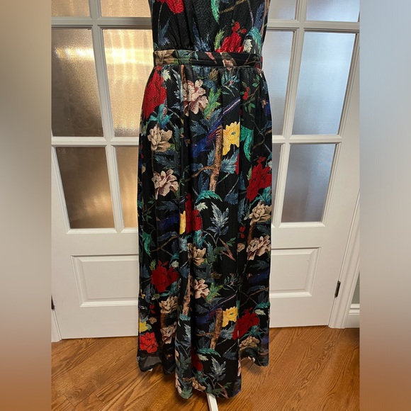 Alice + Olivia Elis Floral-Print Silk Maxi Dress - Picture 10 of 14